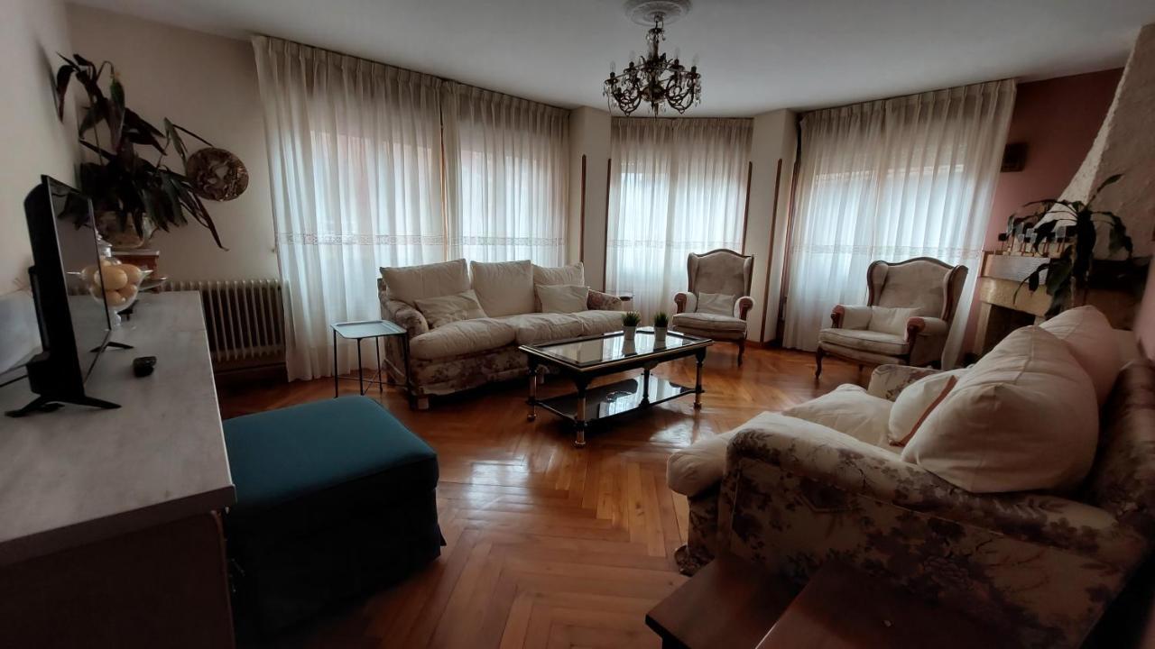 Villa Isabel 2 Llaves Арриондас Экстерьер фото